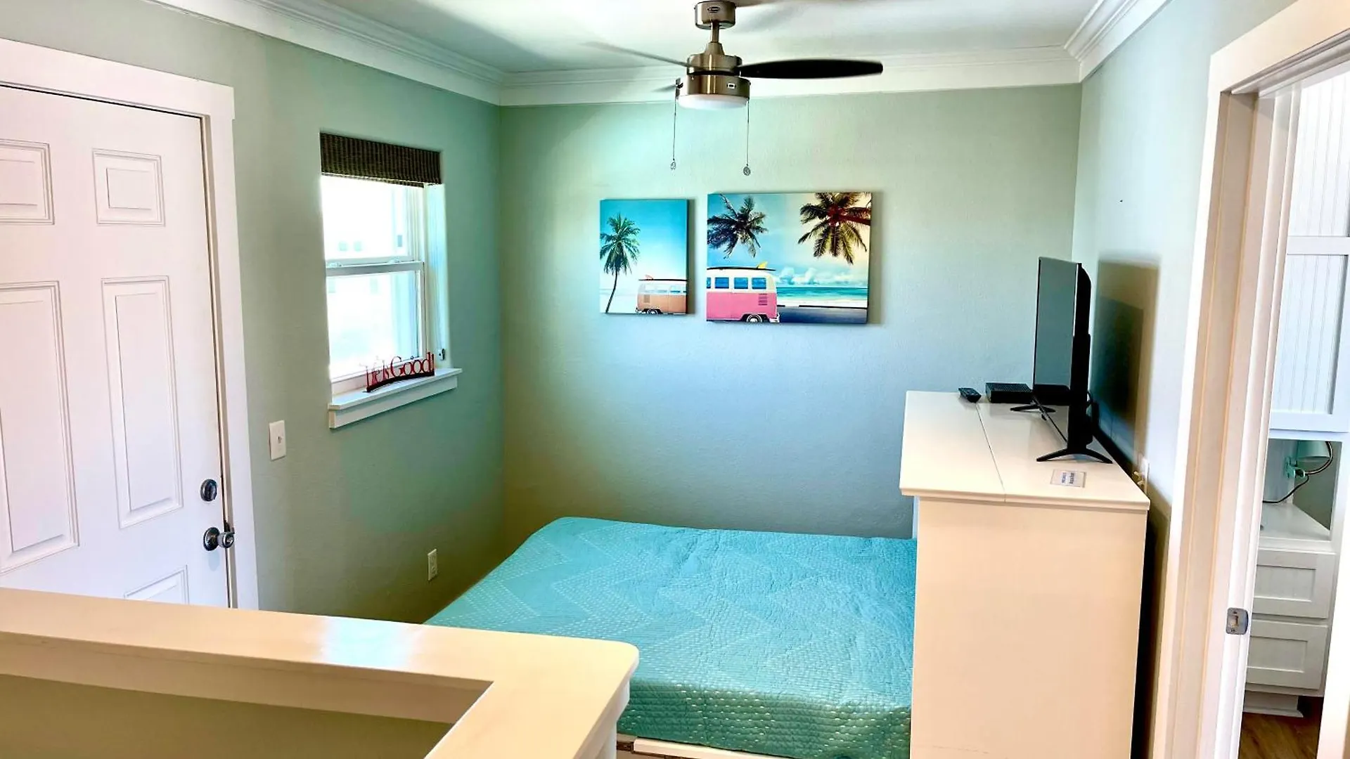 Bay Tree B1516 Holiday home
