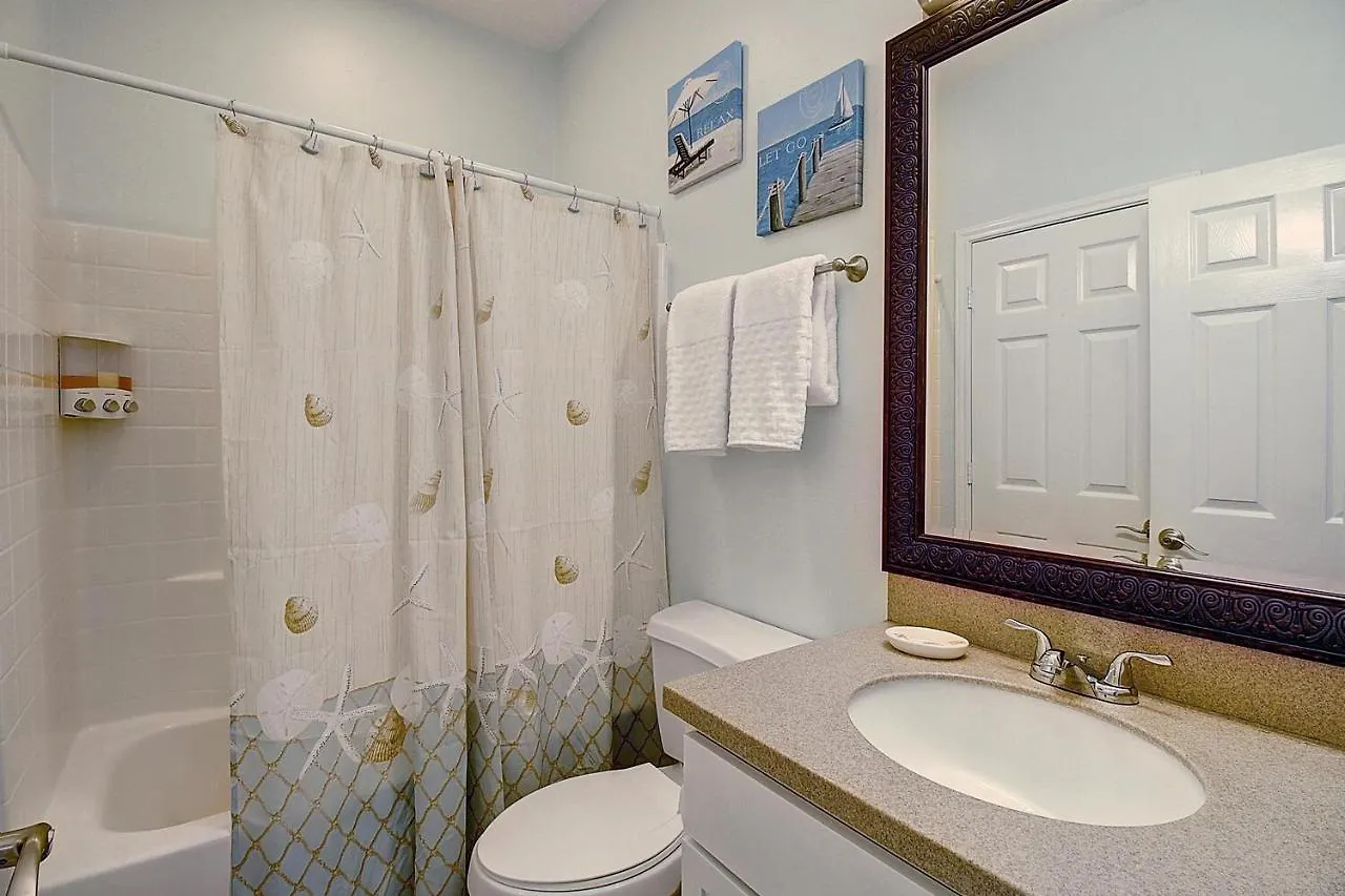 Over Board Apartment *