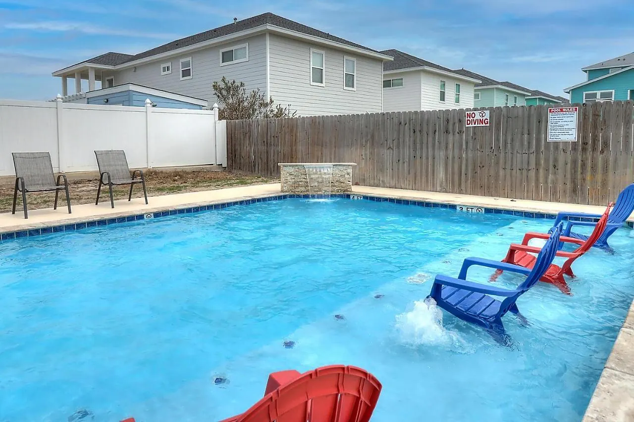 Over Board Apartment *