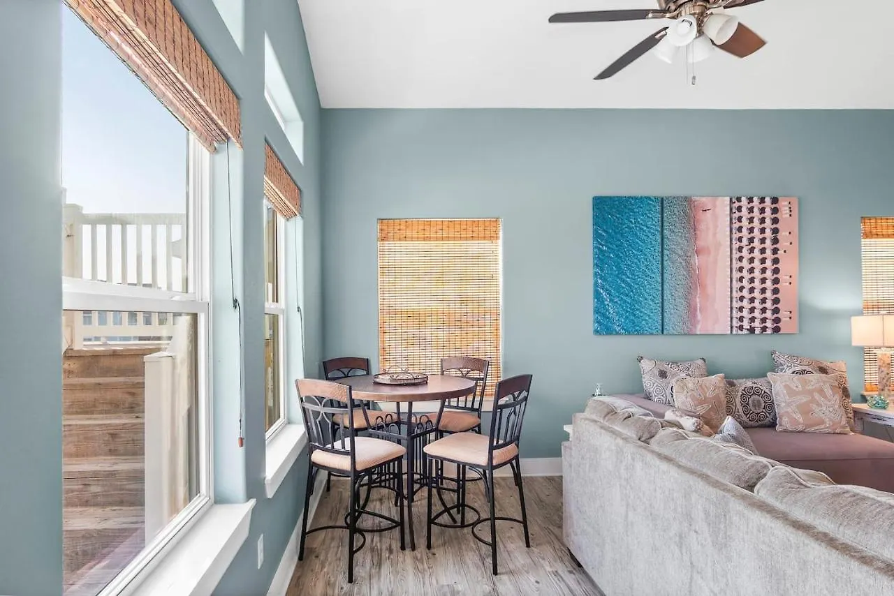 New 5 Bdrm W/pool, Observation Deck Walk To Beach! Port Aransas