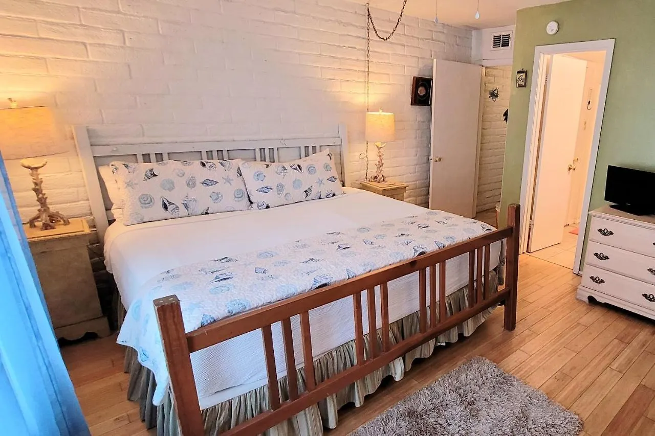 Sea Sands Condominium #103 Hotel