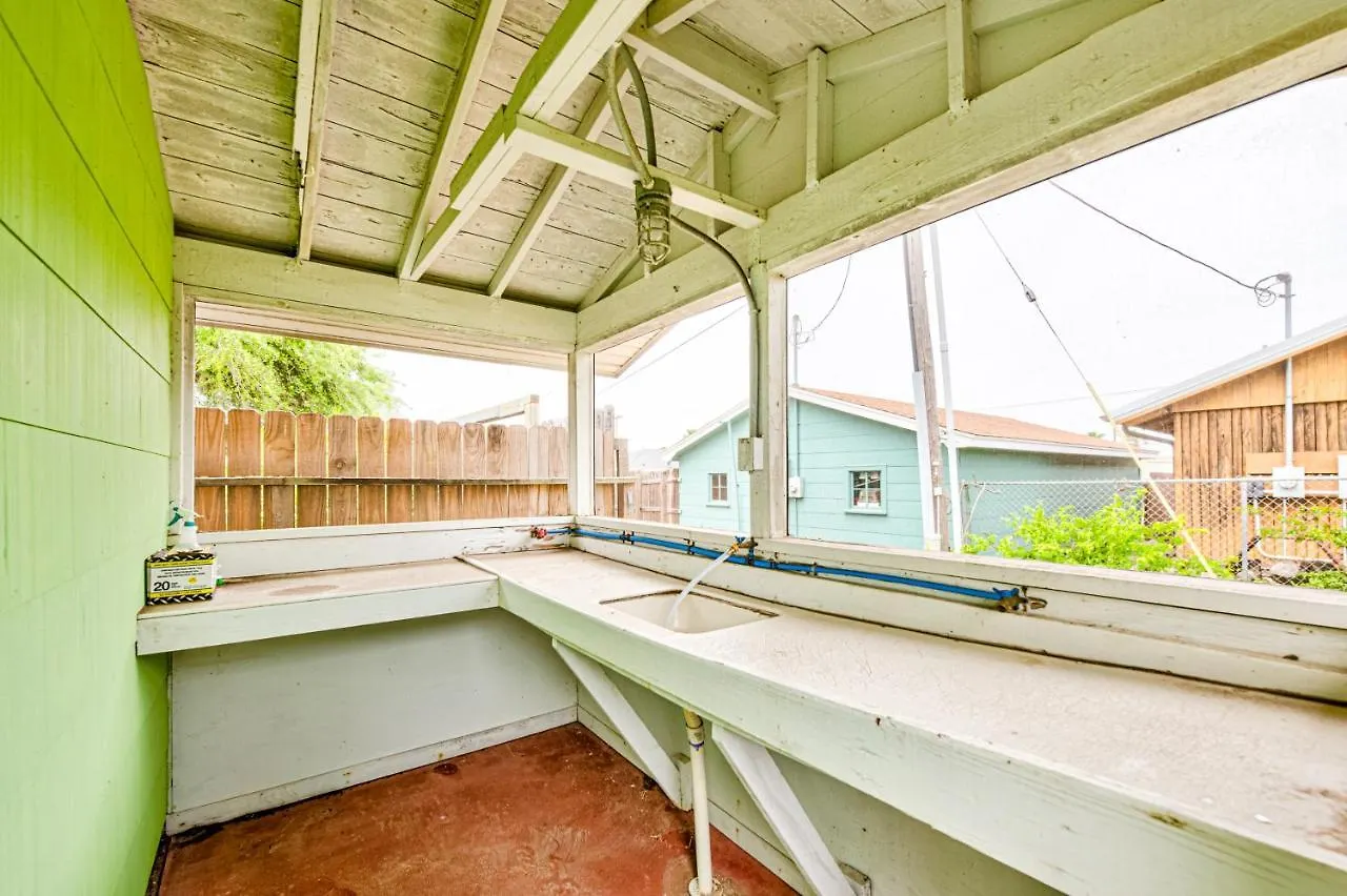 Breezy - Ab416 Holiday home