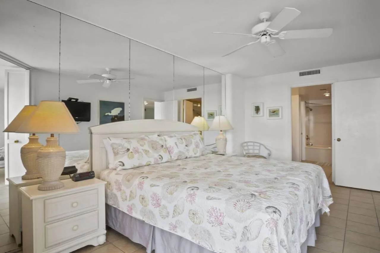 Holiday home Relax With A Fabulous Ocean View Ocean Sounds In 2 Bedroom 2 Bath Den