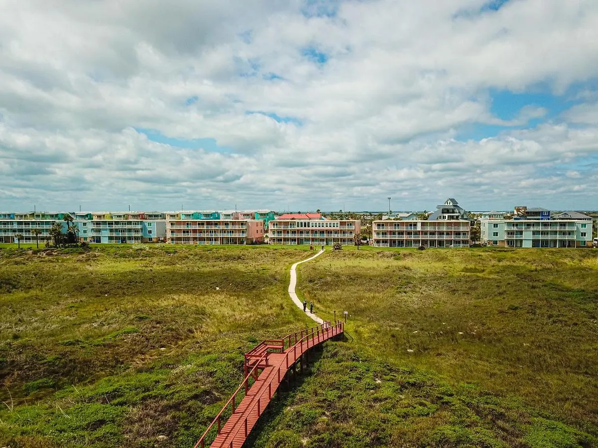 Ir142 1st Floor Condo, 2 Bed Studio, Shared Pool, Boardwalks To Beach Holiday home Port Aransas