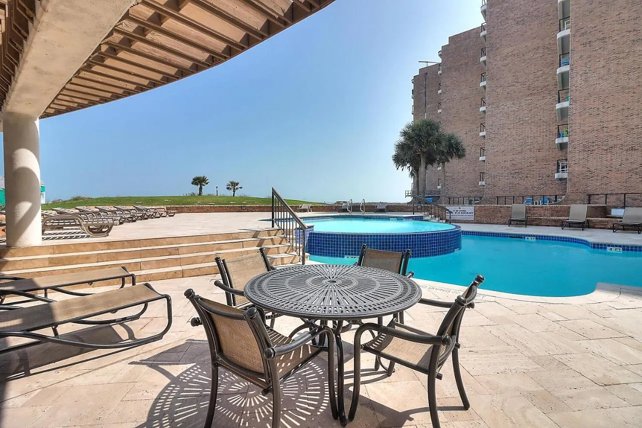 7th Floor View 2bd 2 Bath Den Holiday home *