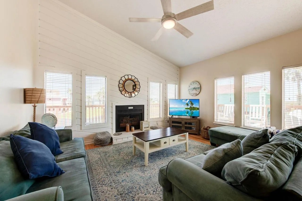 The Salty Sandpiper Holiday home *