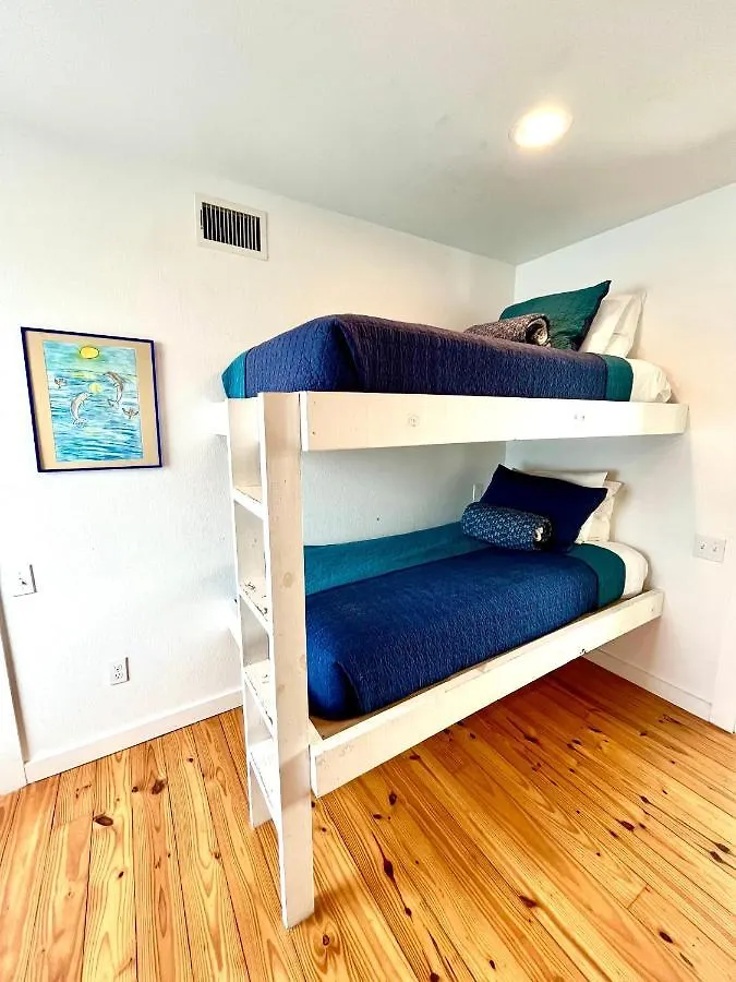 Dolphin Cove Holiday home *