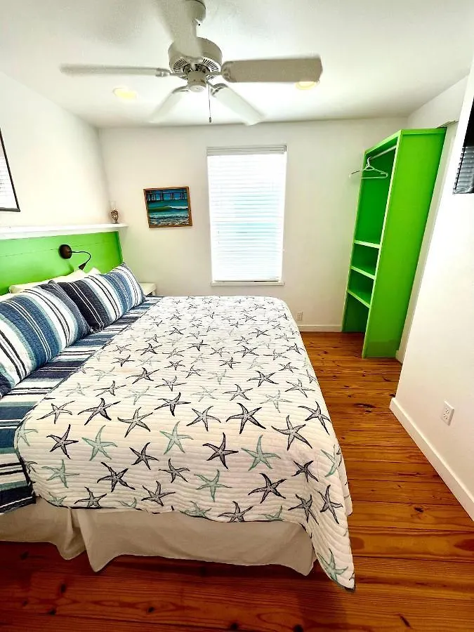 Dolphin Cove Holiday home *