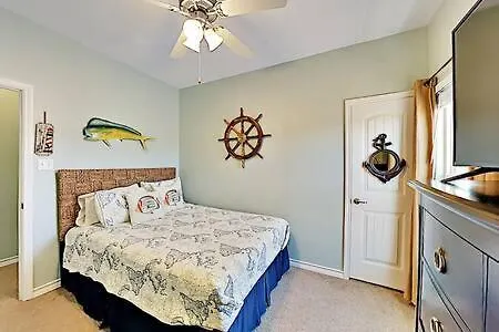 Parrot's Hideaway At Pirates Bay * Port Aransas