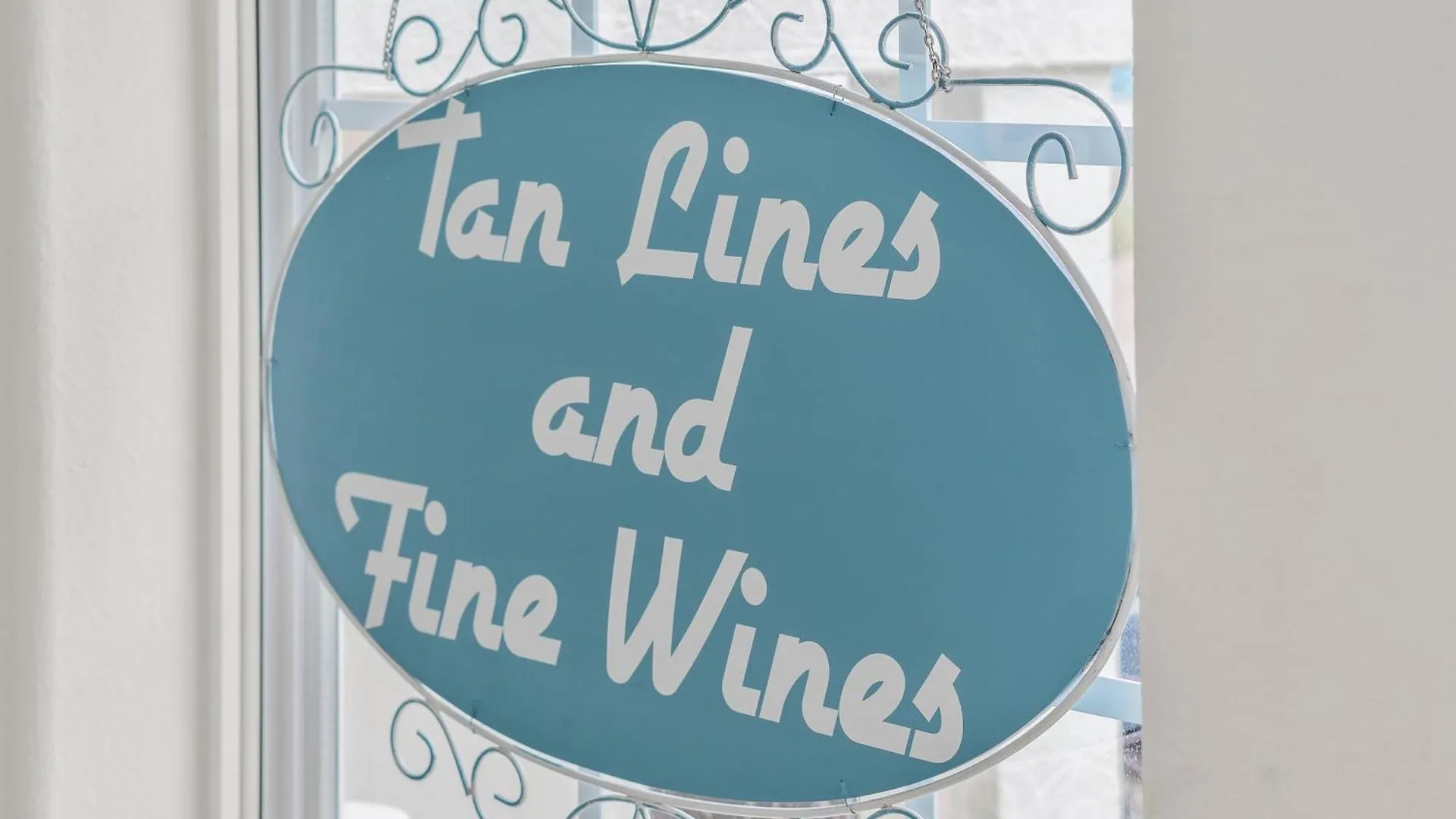 Holiday home Tan Lines And Fine Wines Port Aransas