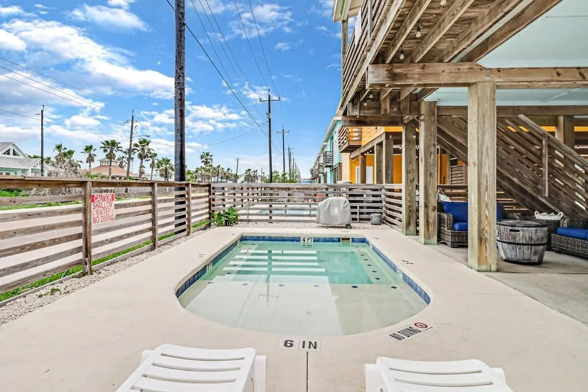 Stairway To Seven Private Pool Hammocks Patio Holiday home