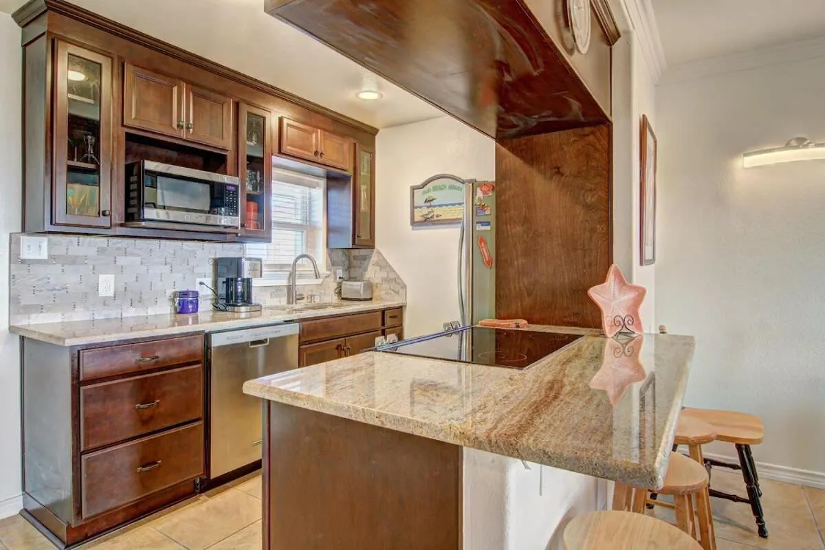 Buena Vista At Sea Isle Village * Port Aransas