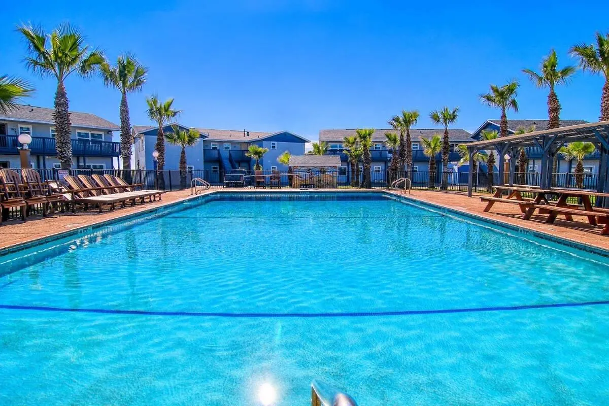Buena Vista At Sea Isle Village * Port Aransas