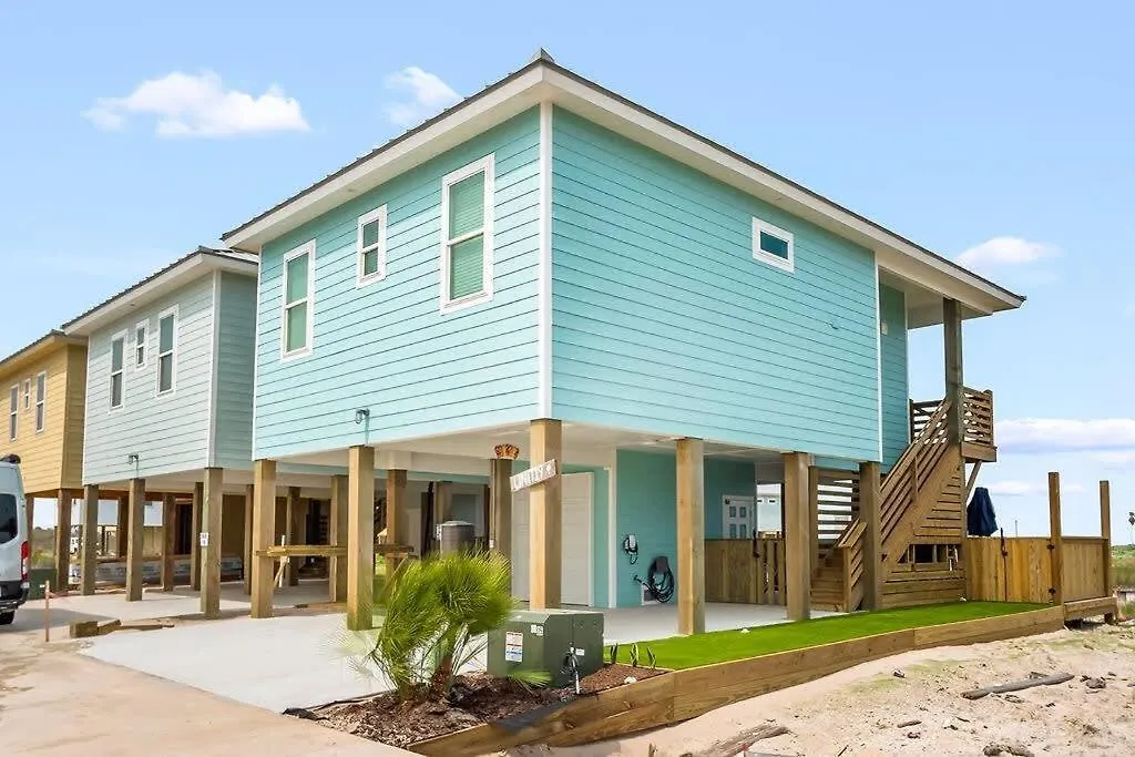 Boardwalk Private Pool Golf Cart Friendly Holiday home *