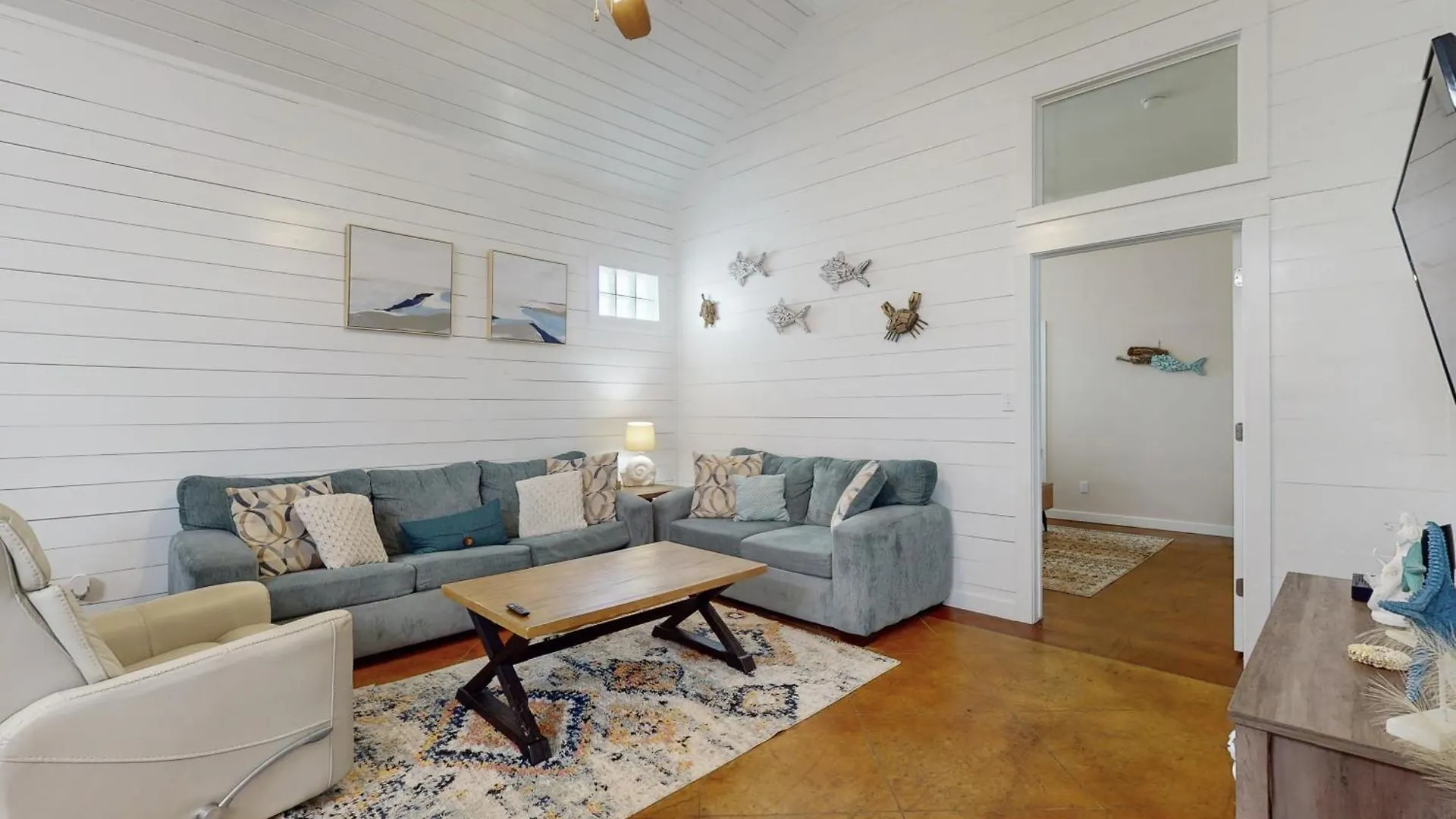 Apartment Mermaid Cove At Pirate's Bay Unit 209