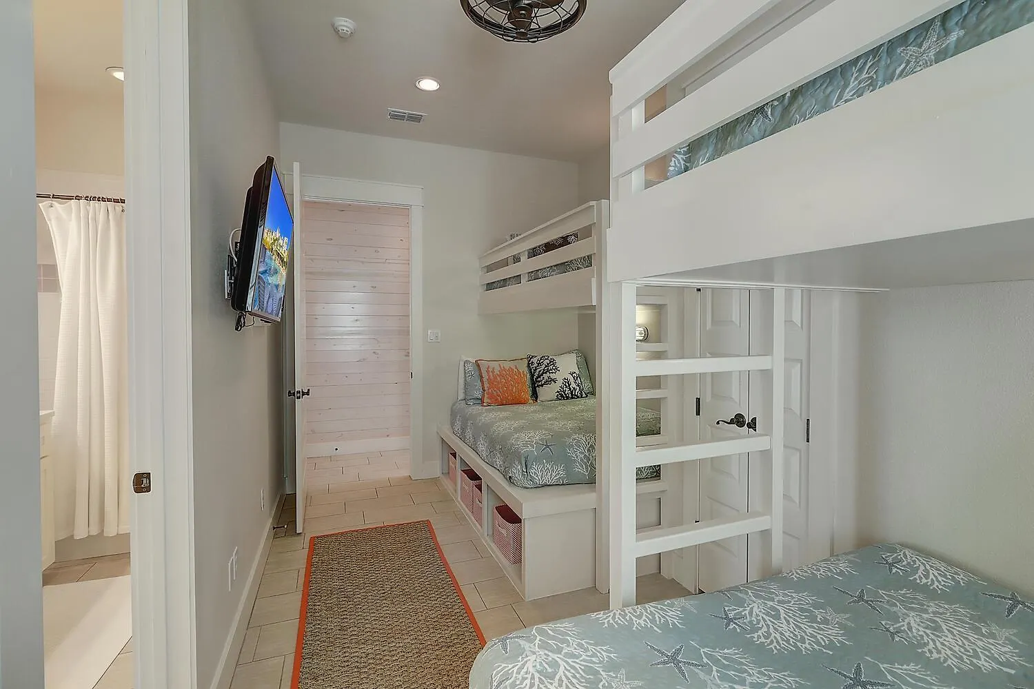 Holiday home Shore Fun 115 St