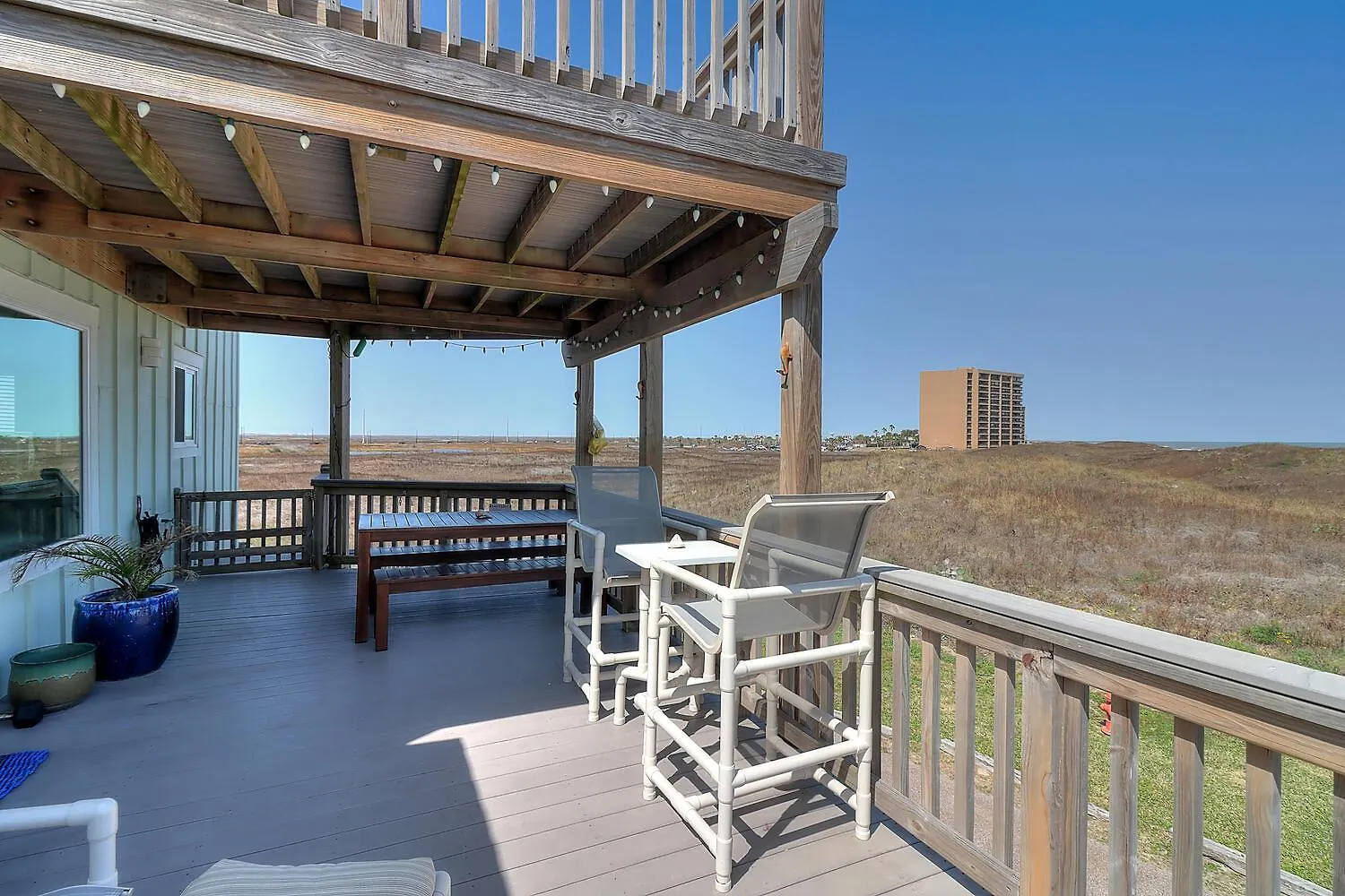 Holiday home Pelican Sunrise Lc13