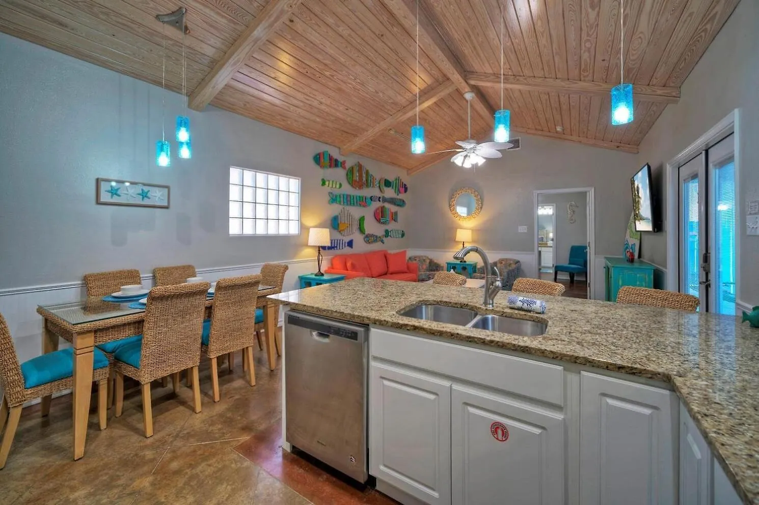 Coastal Vibe By Avantstay Sunset At The Pool And Playscape Holiday home *