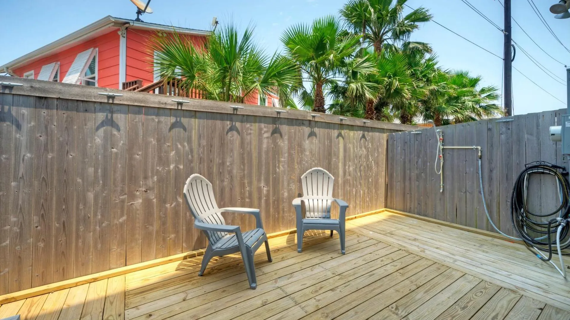 The Blue Crab By Avantstay Pool Access Blocks To The Holiday home Port Aransas