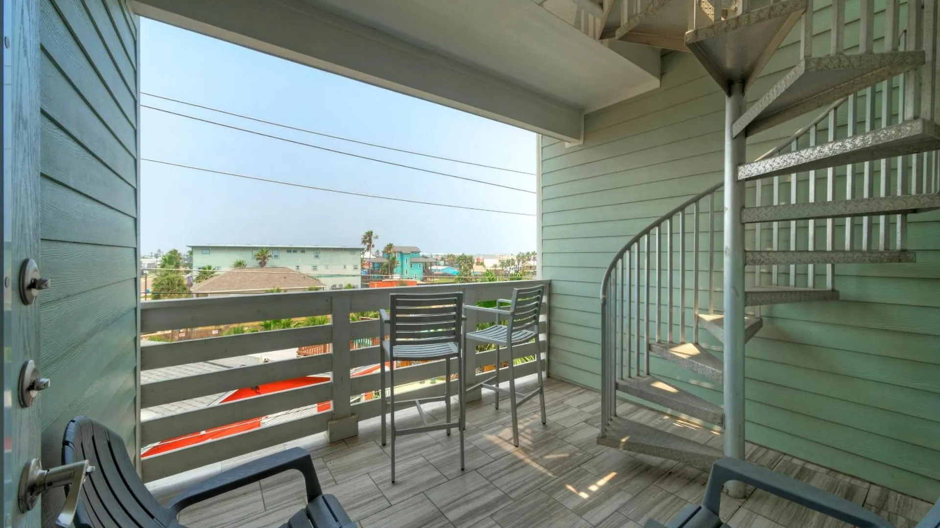 The Blue Crab By Avantstay Pool Access Blocks To The Port Aransas