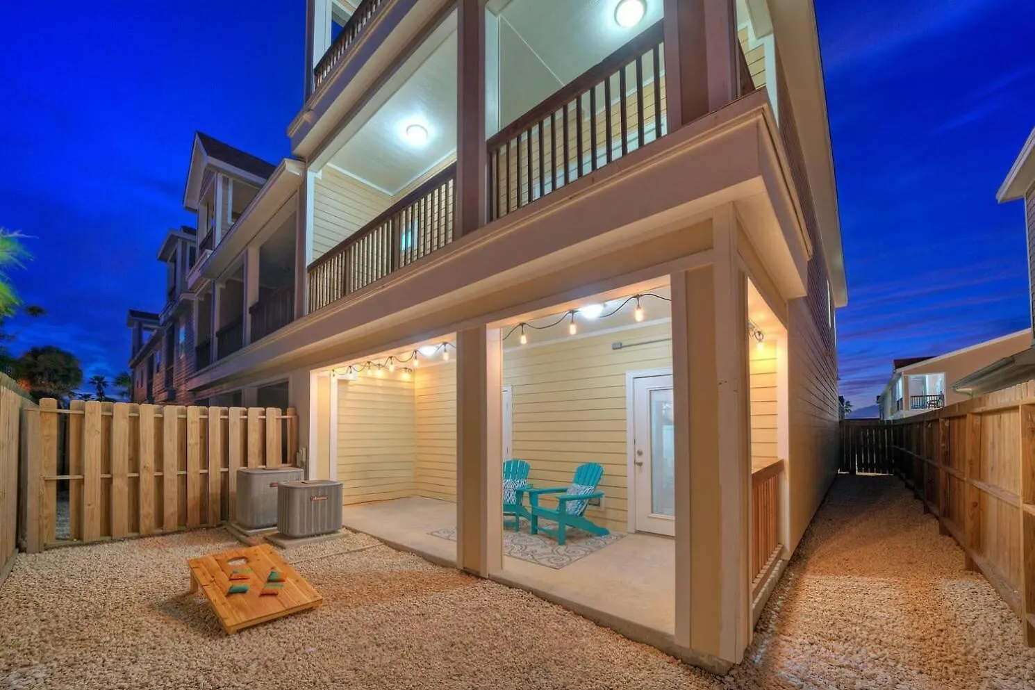 Isla View By Avantstay Walk To Pool Holiday home Port Aransas