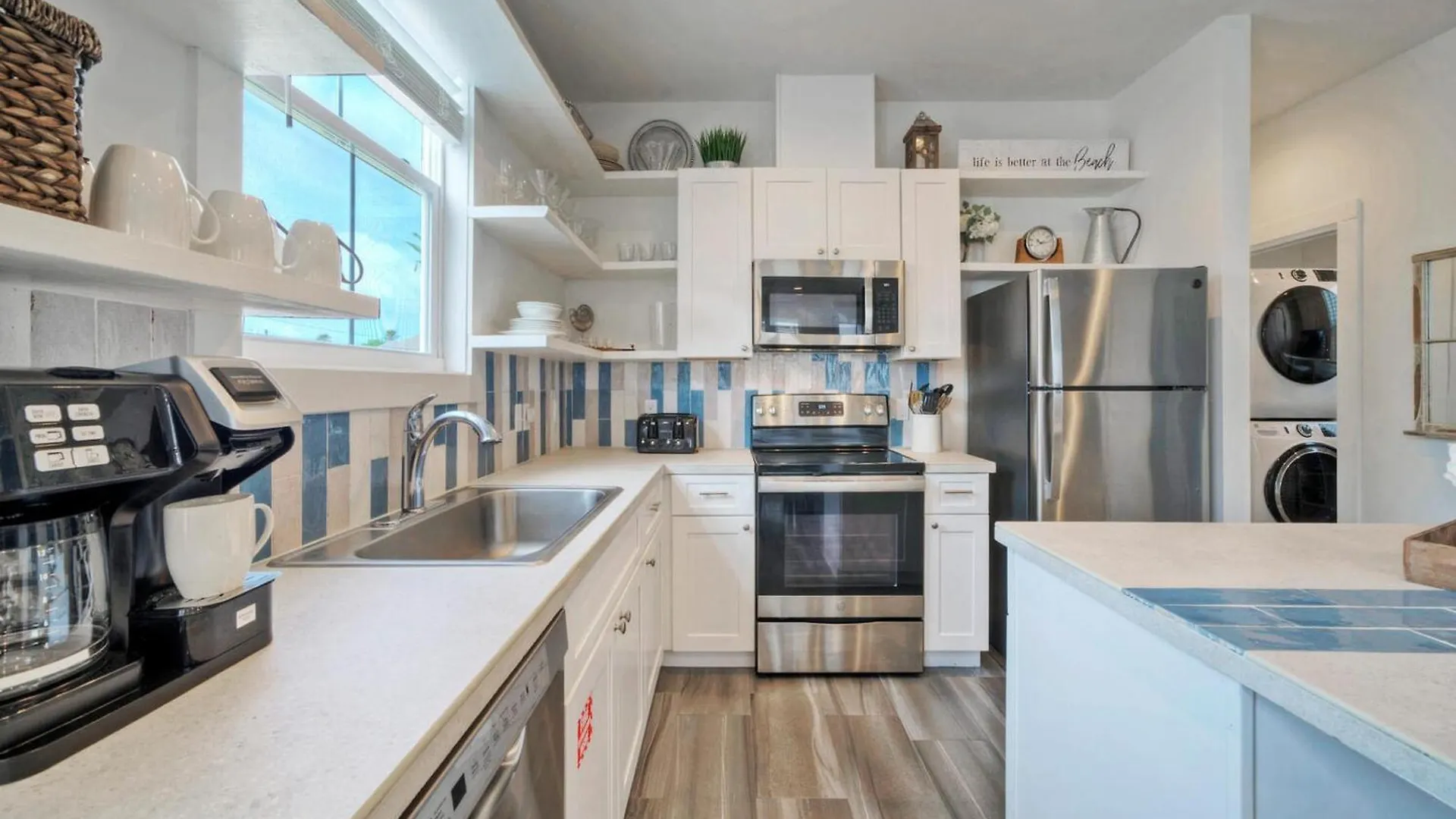 Holiday home Bluegrass Breeze By Avantstay Old Town Port Aransas
