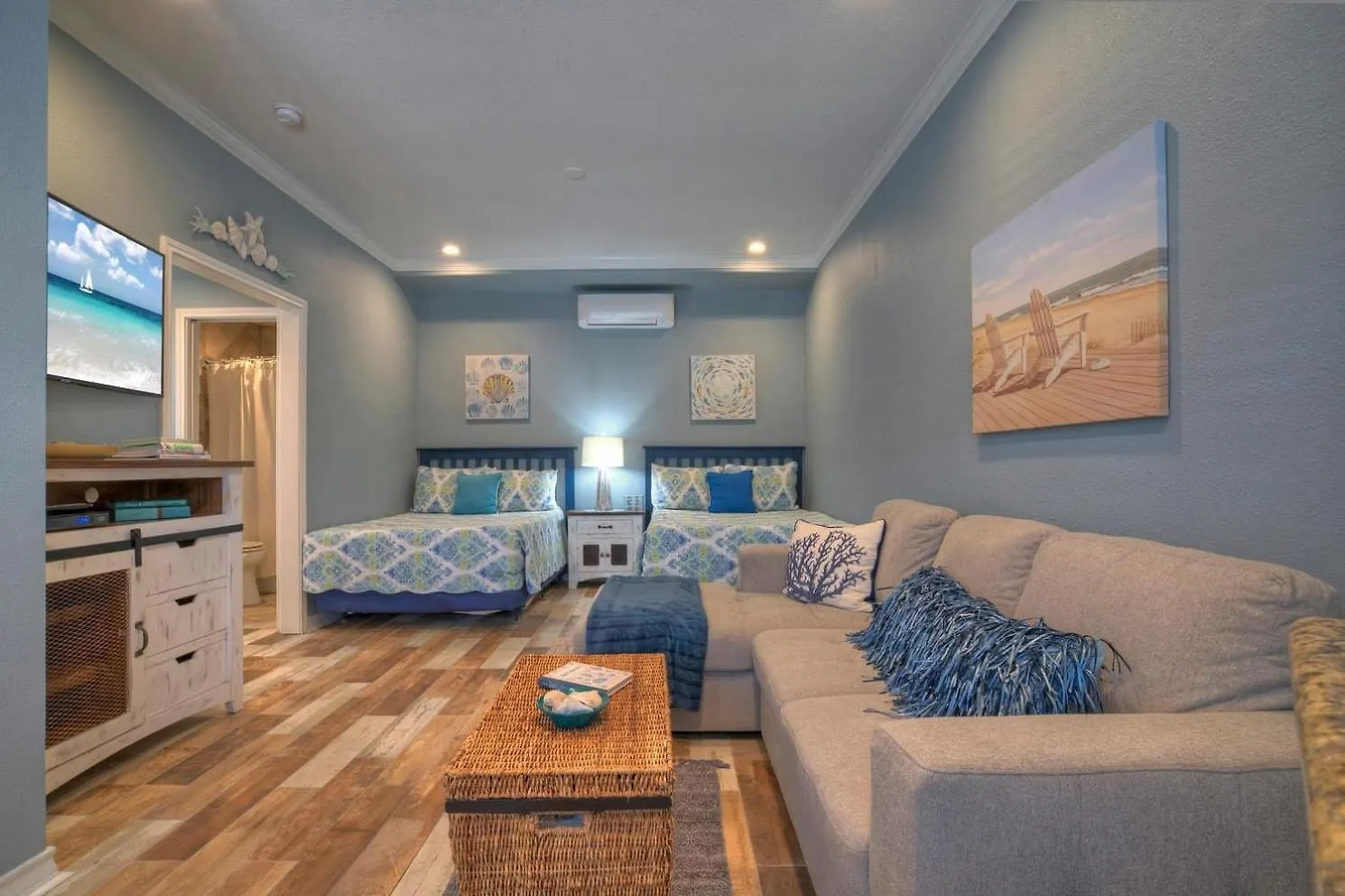 By Avantstay Walk To Pool * Port Aransas
