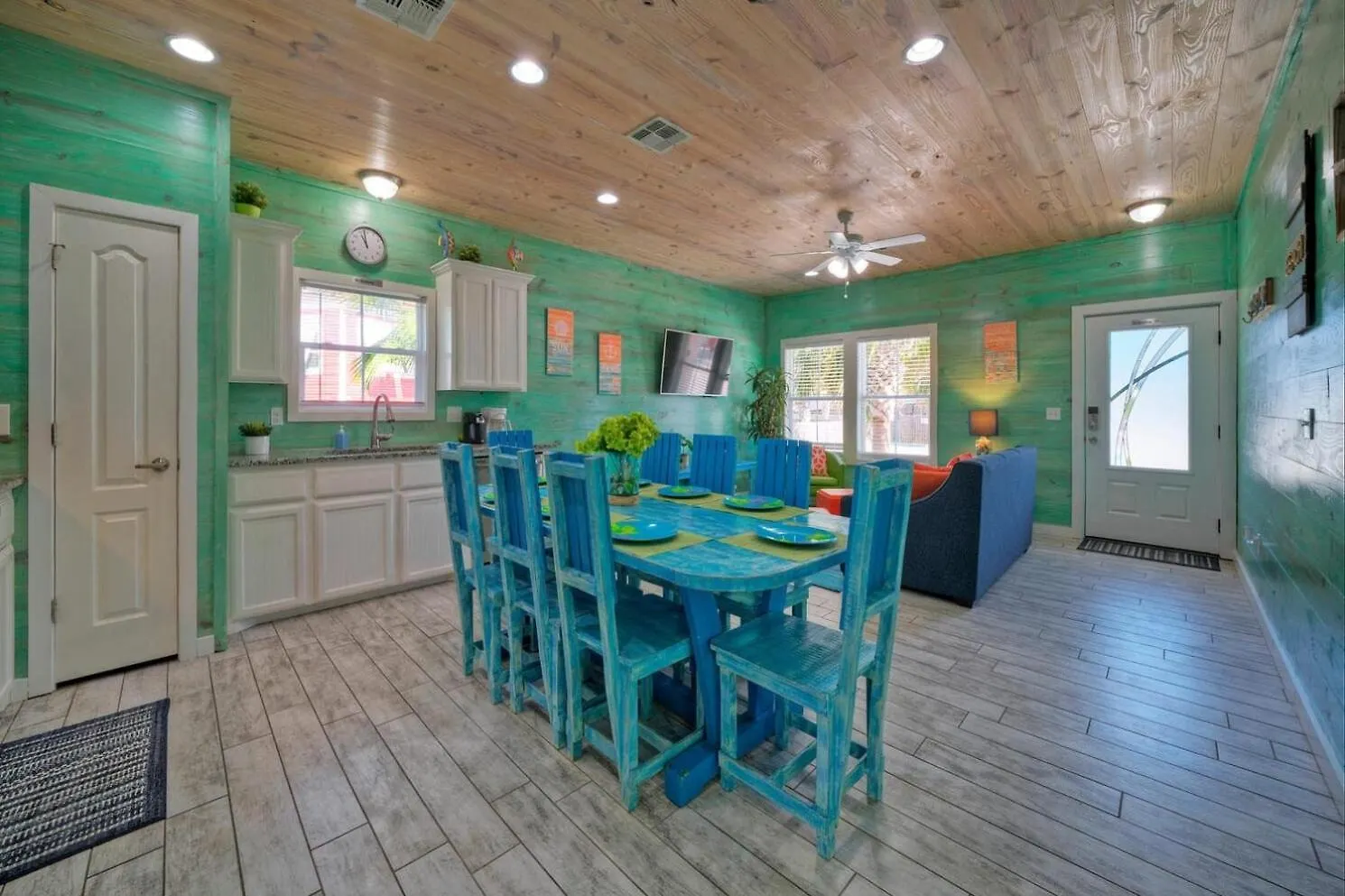 Bay Bliss By Avantstay Winter Texan Discounts Beachy Decor Pool Access Port Aransas