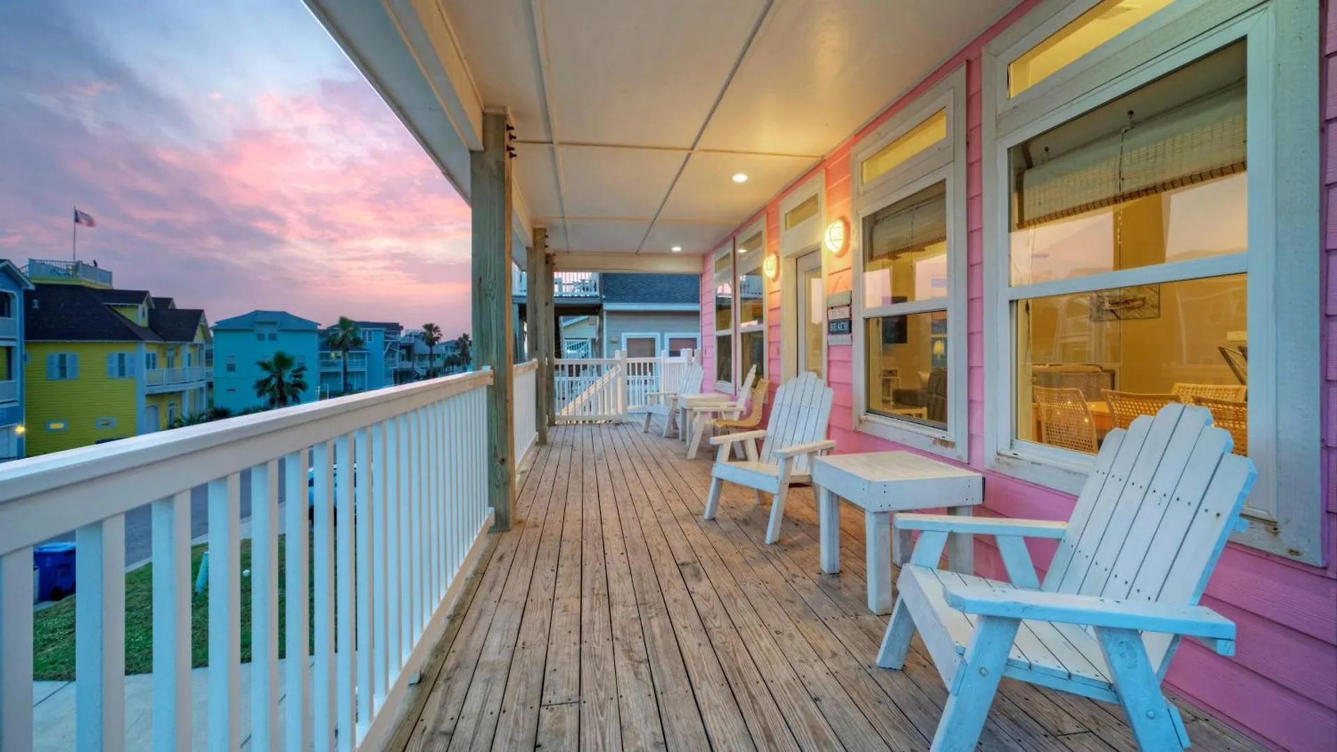 Holiday home Casa Rosada By Avantstay Easy Access Spacious Balcony Deck Port Aransas