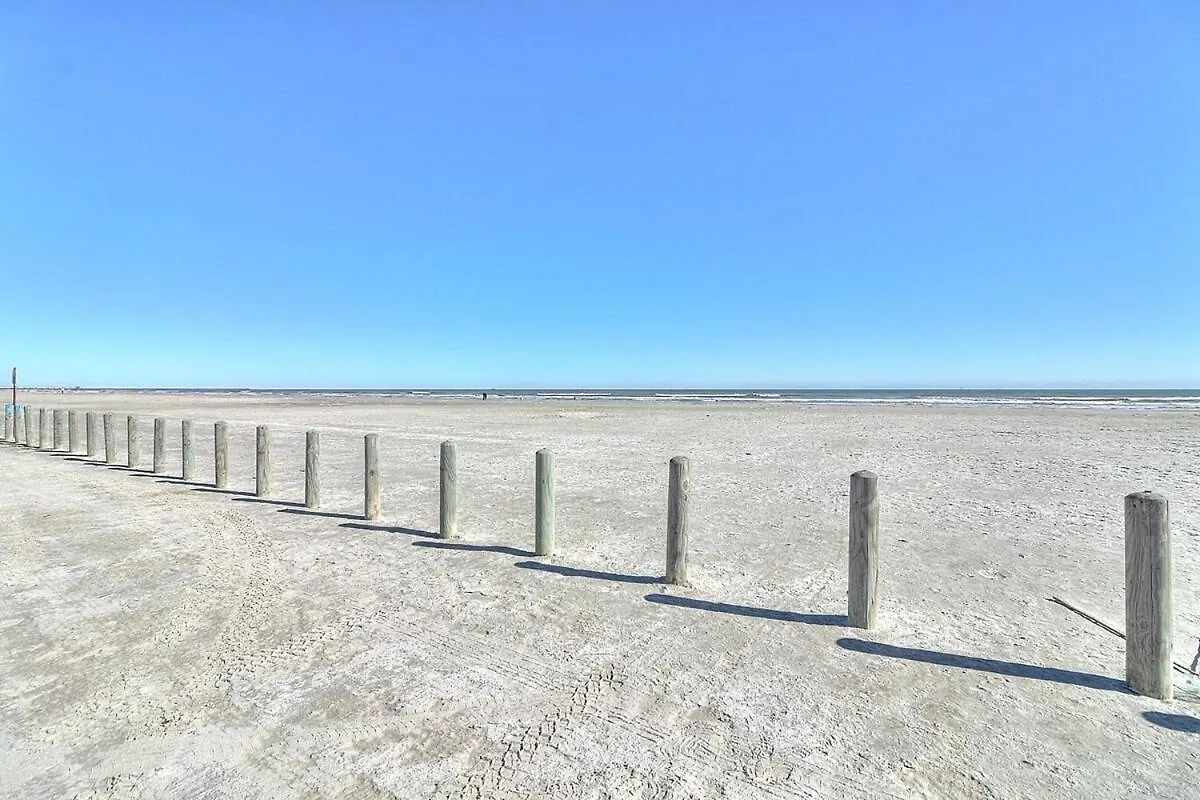 Holiday home 4 Bdrm With Ocean Views And Rooftop Deck! Port Aransas