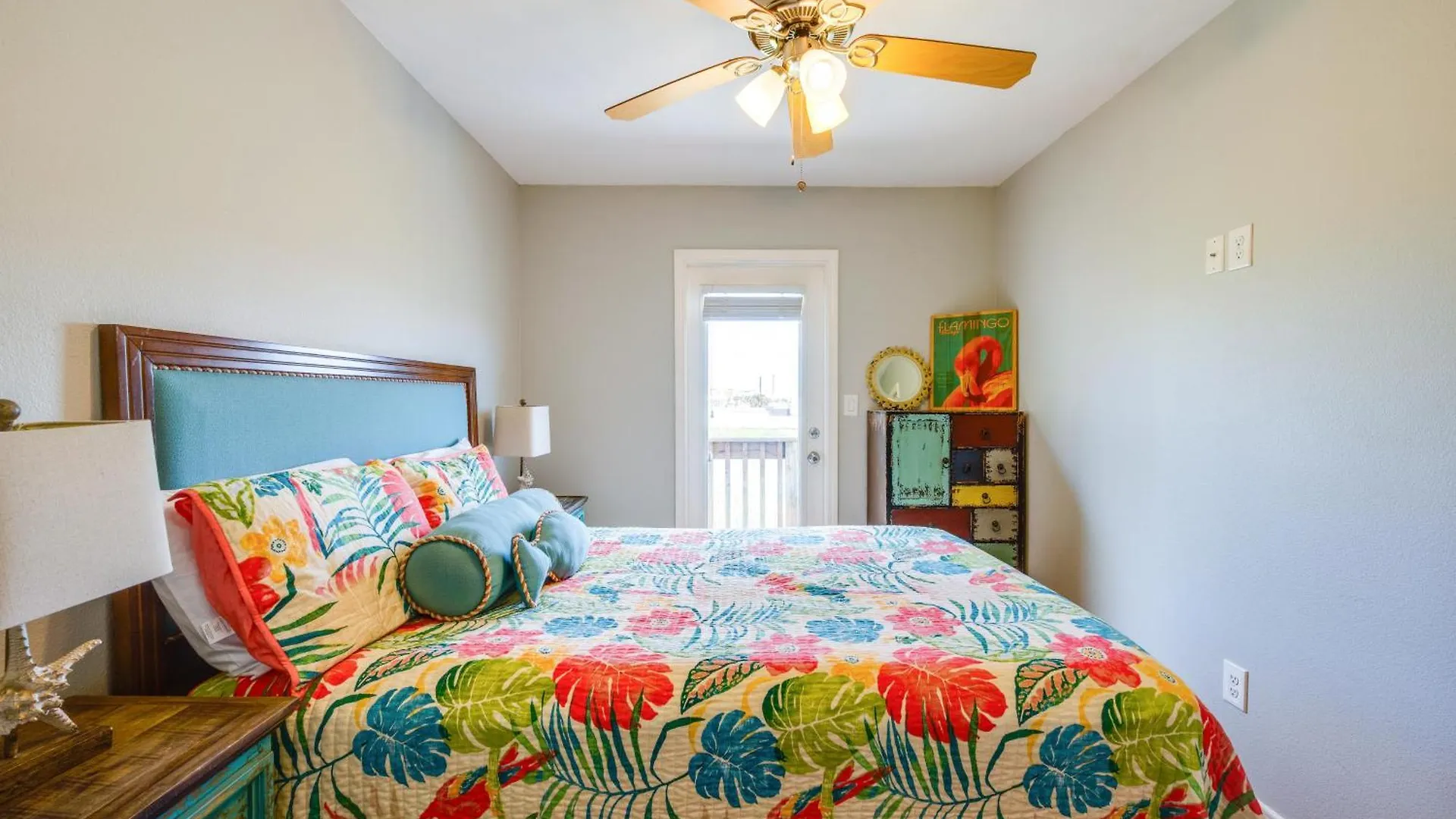 Apartment With Pool Access Steps To Beach!