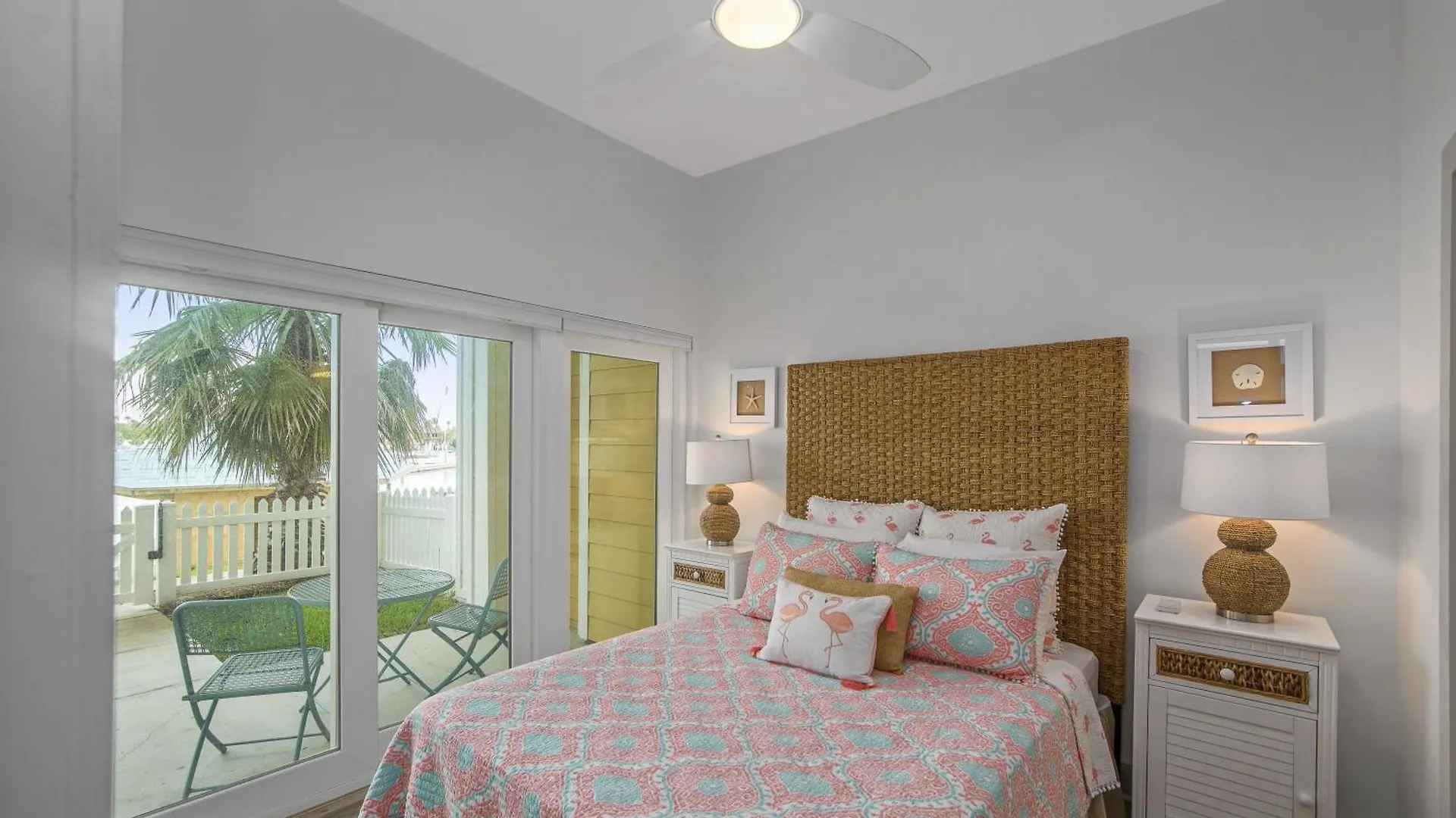 Marina Del Bell - Elevator Boat Slip For Rent Holiday home *