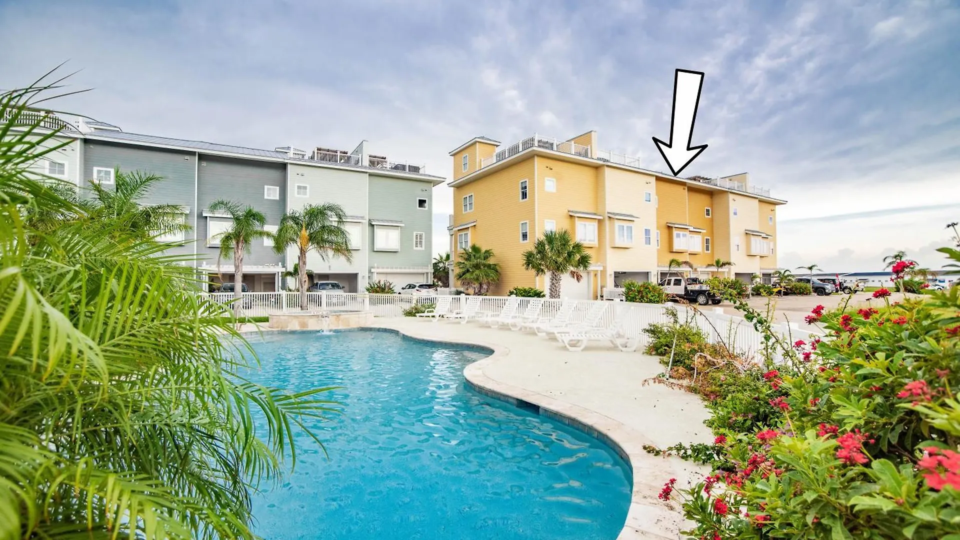 Marina Del Bell - Elevator Boat Slip For Rent Holiday home *