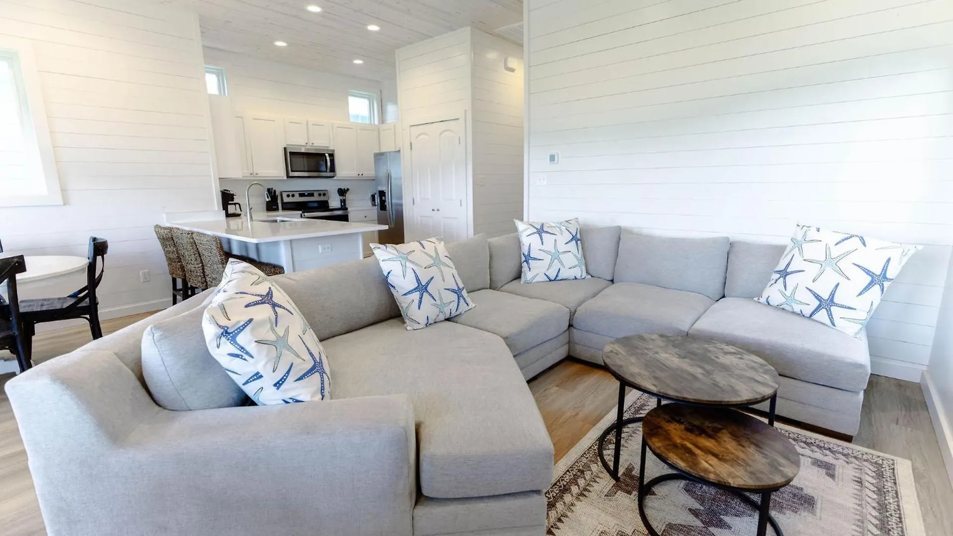 Holiday home To Bay - Ocean Views Private Pool