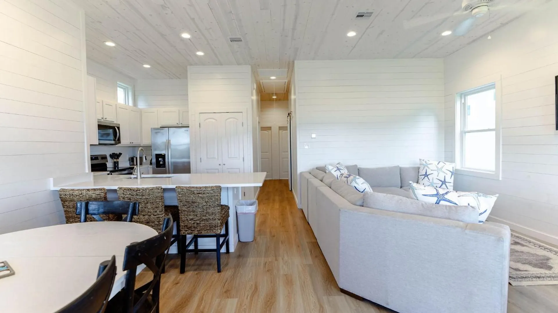 Holiday home To Bay - Ocean Views Private Pool *