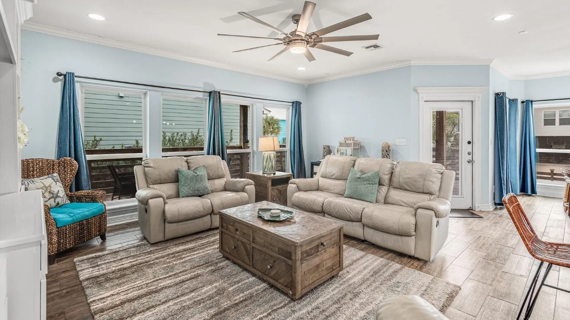 Sunrise Paradise - Pet Friendly! Community Pool! * Port Aransas
