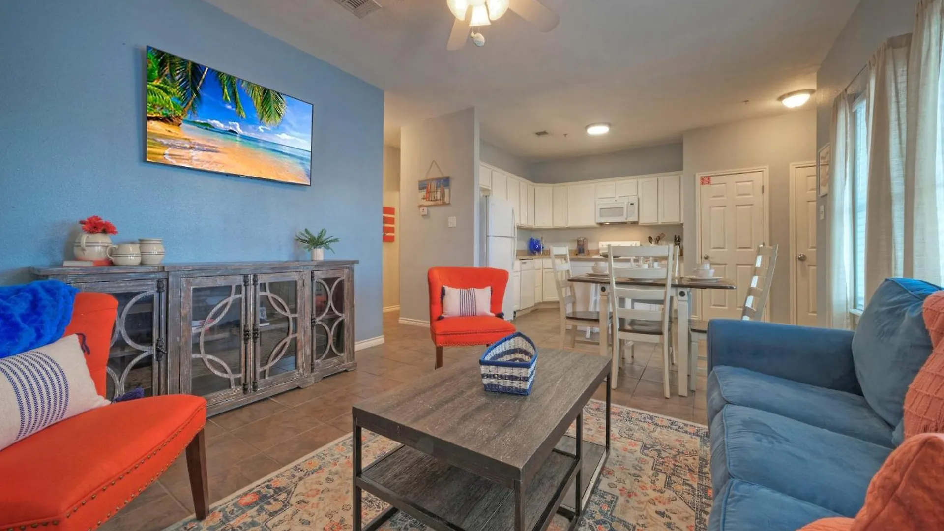 4 Costa Bahia Units Sleeps 24 W Pool Minutes To The Holiday home *