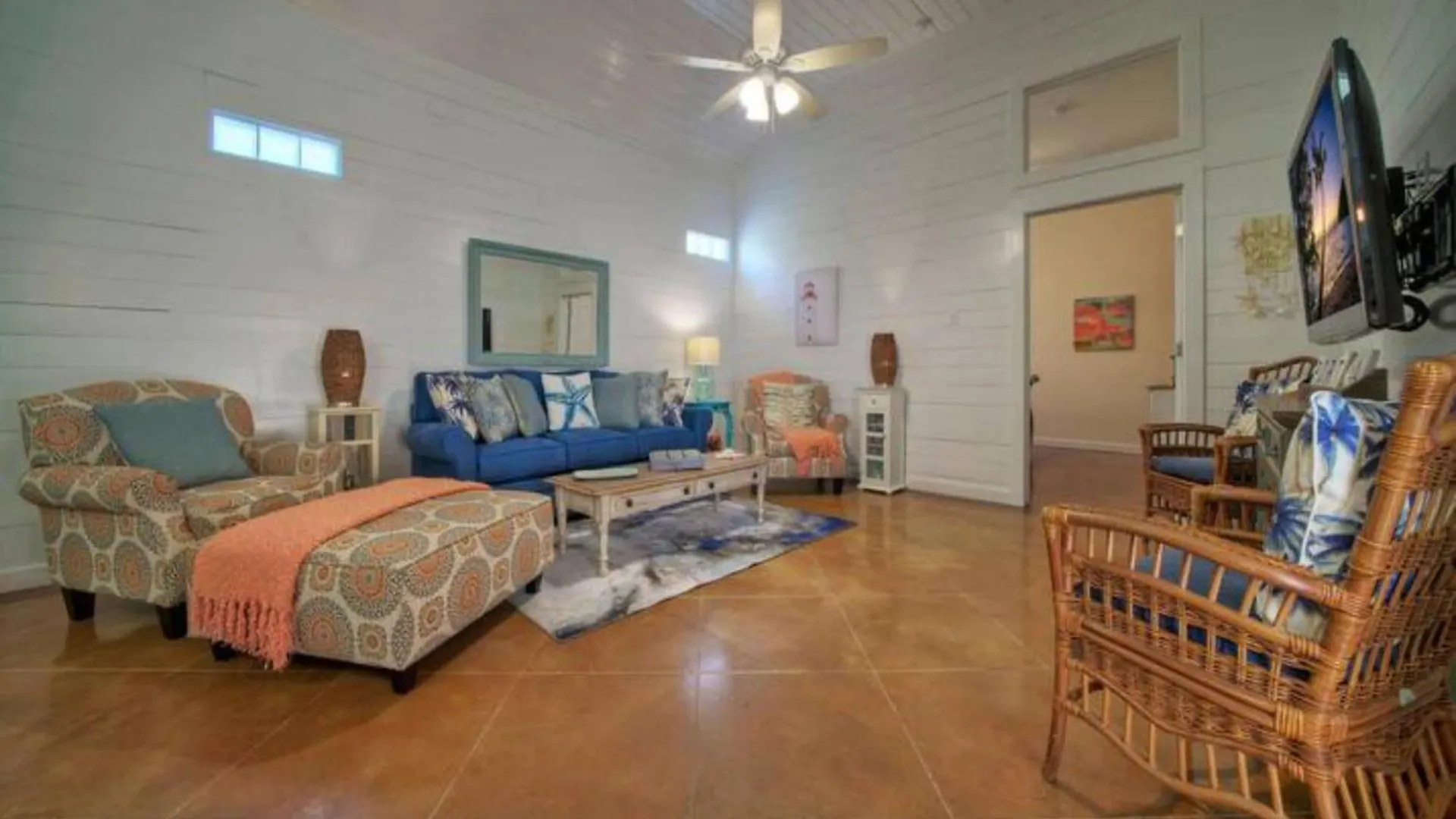 Sparkle Fish I Community Pool I Dog Friendly Port Aransas