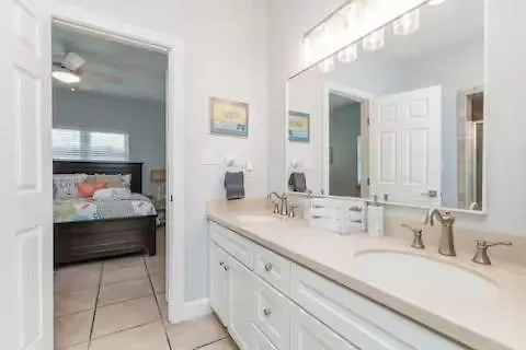 Holiday home Getaway! With Golf Cart