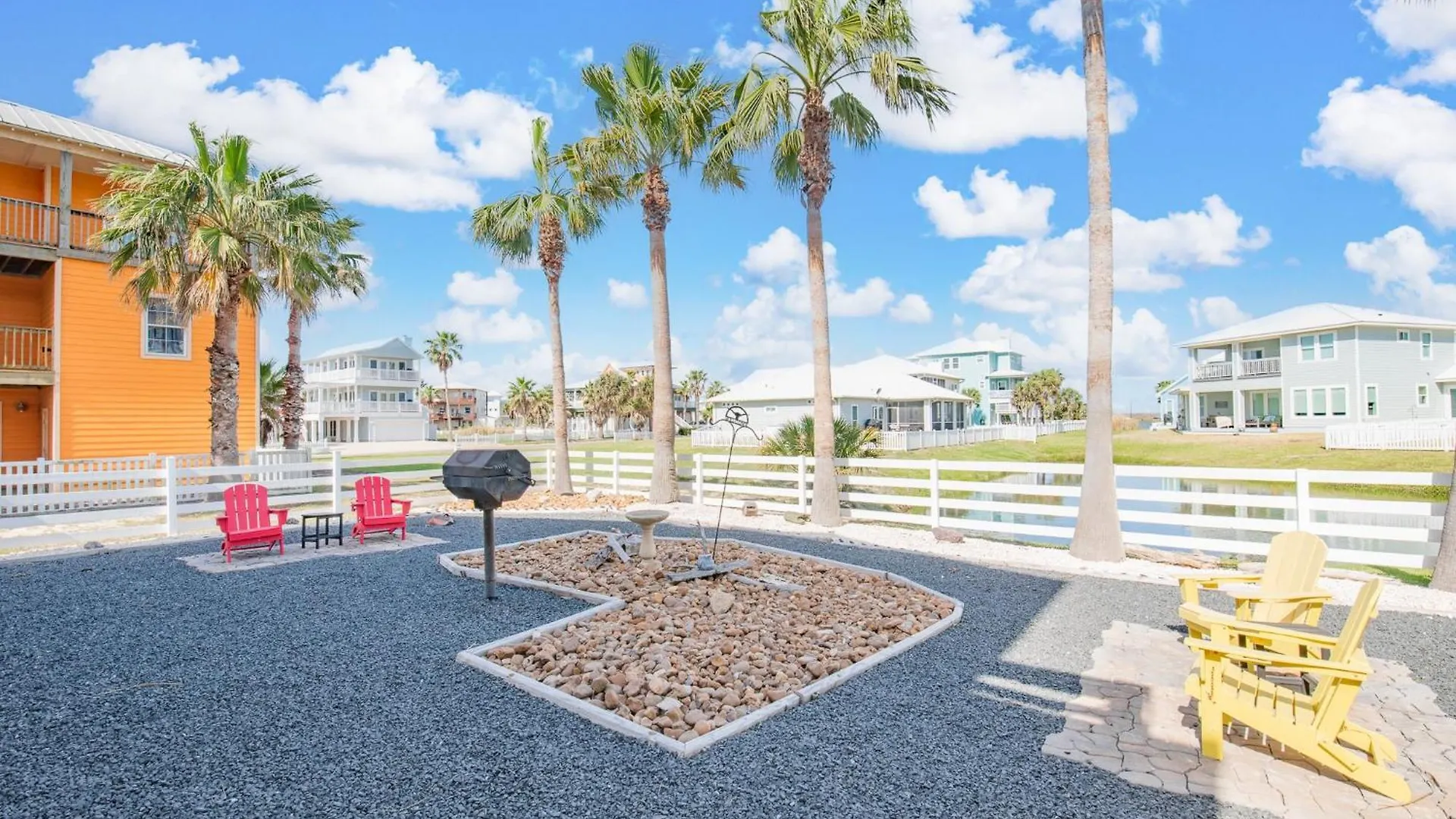Holiday home Palm Breeze - Ocean Views, Golf Cart, Game Room! *