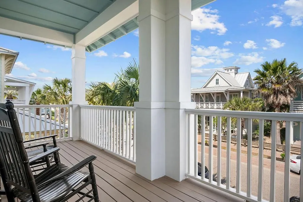 The Blue Dog 112 St Holiday home Port Aransas