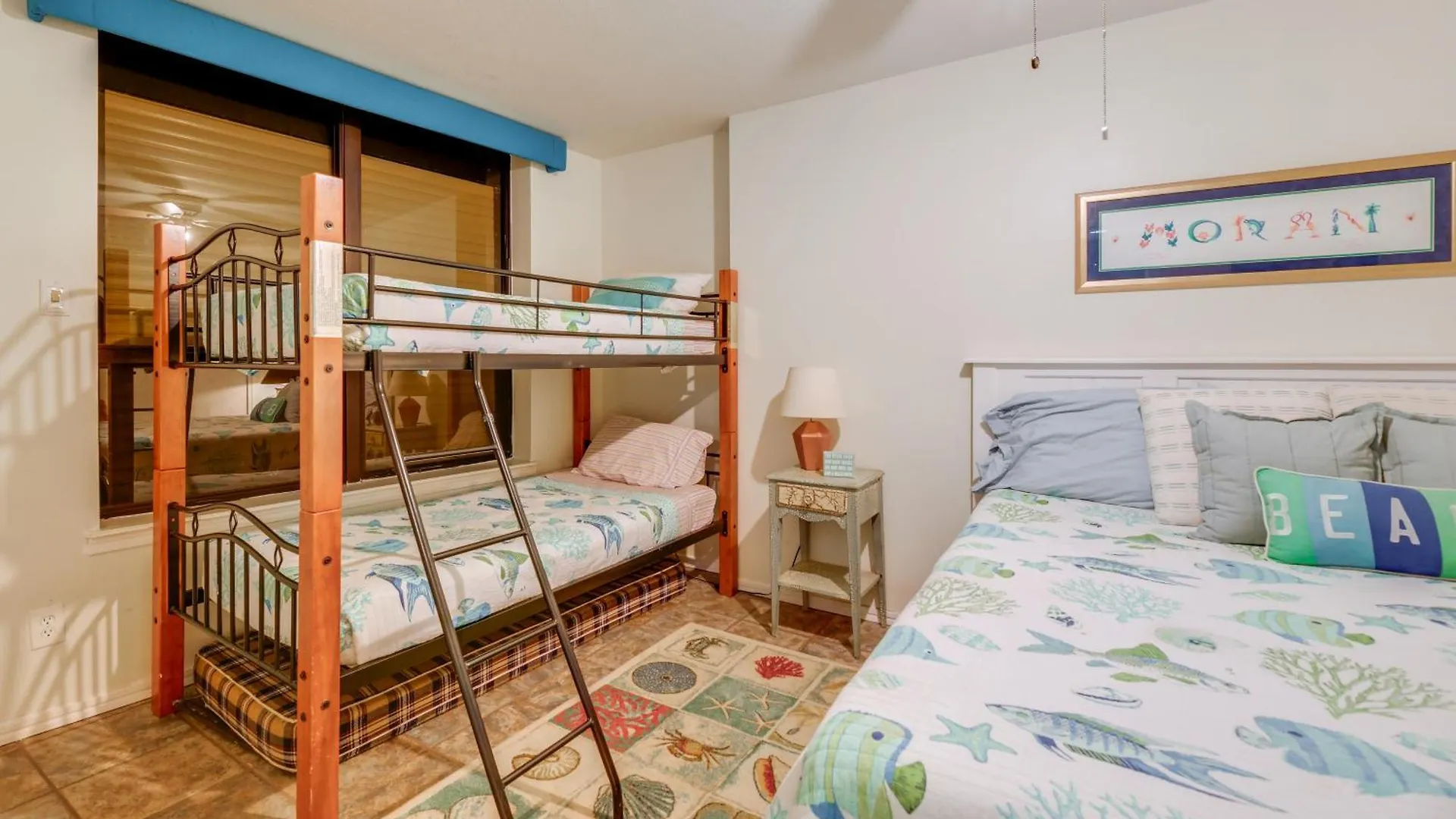 7th-floor Oceanfront Unit With Pools In Apartment Port Aransas