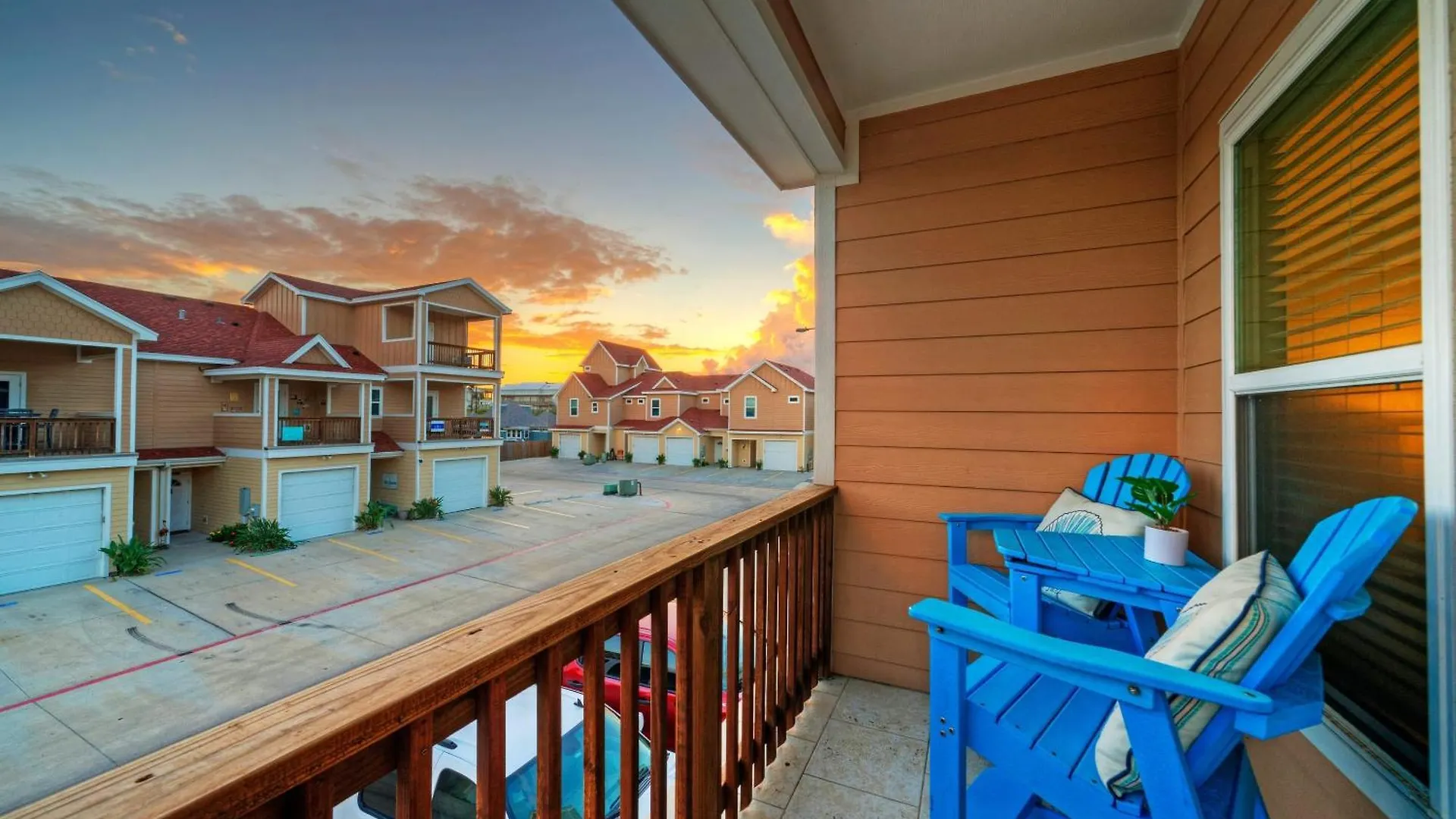 Holiday home Sleeps 29 3 Homes Beachside Pool Walk To The Port Aransas