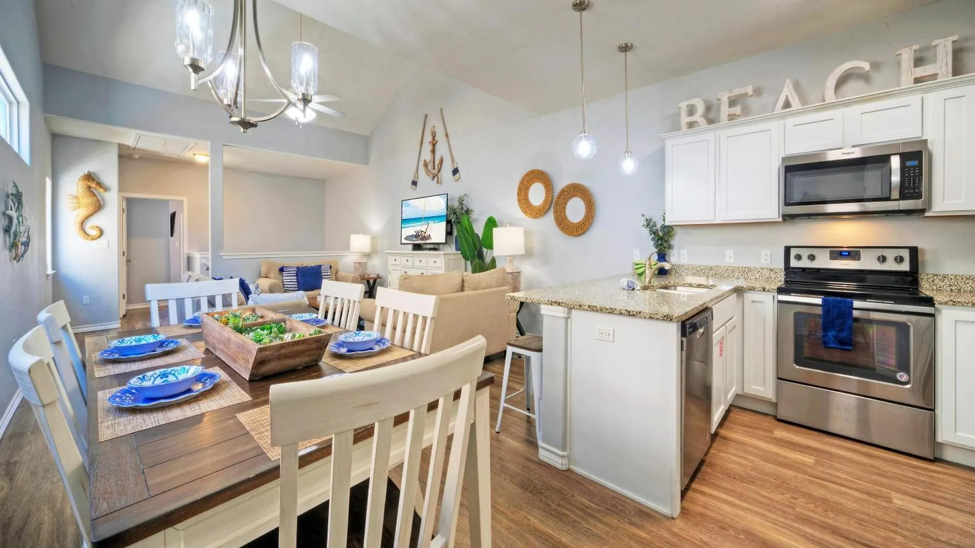 Holiday home Sleeps 29 3 Homes Beachside Pool Walk To The Port Aransas