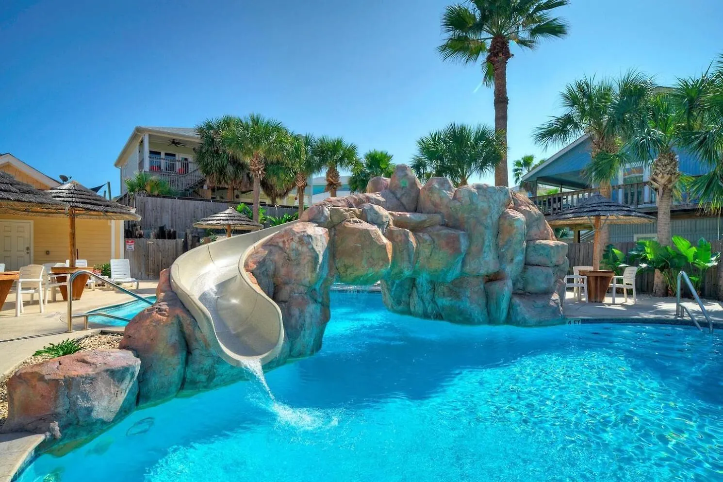 Sleeps 23 2 Beachside Homes Pool Walk To The Balcony Yard