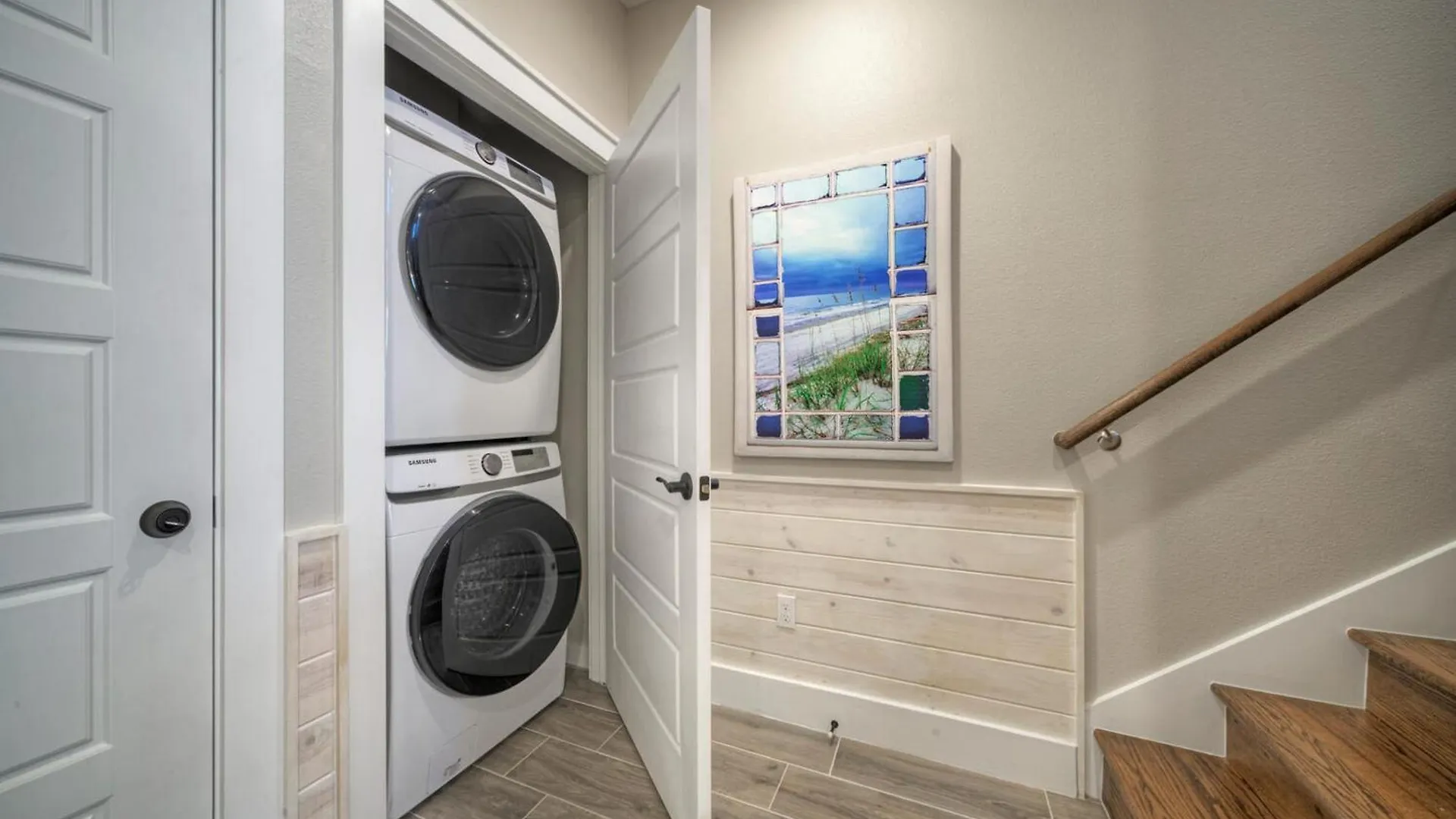 Sleeps 33 4 Walk To The Resort-style Pool Endless Summer Holiday home Port Aransas