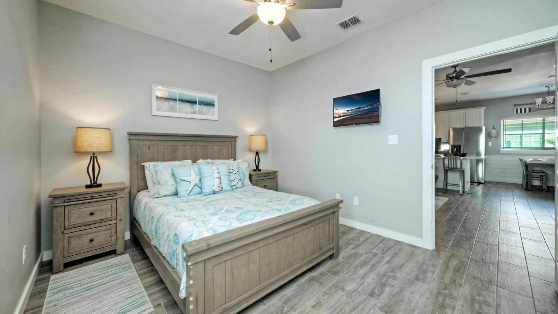 Sleeps 33 4 Walk To The Resort-style Pool Endless Summer *
