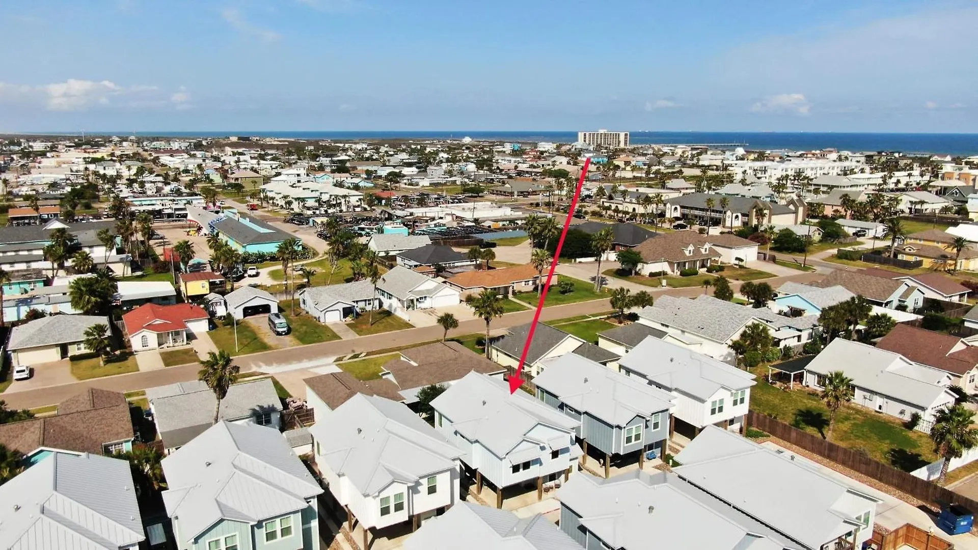 Holiday home Luxury 4br Retreat W Pool Walk To Dining Shops Shore Thang