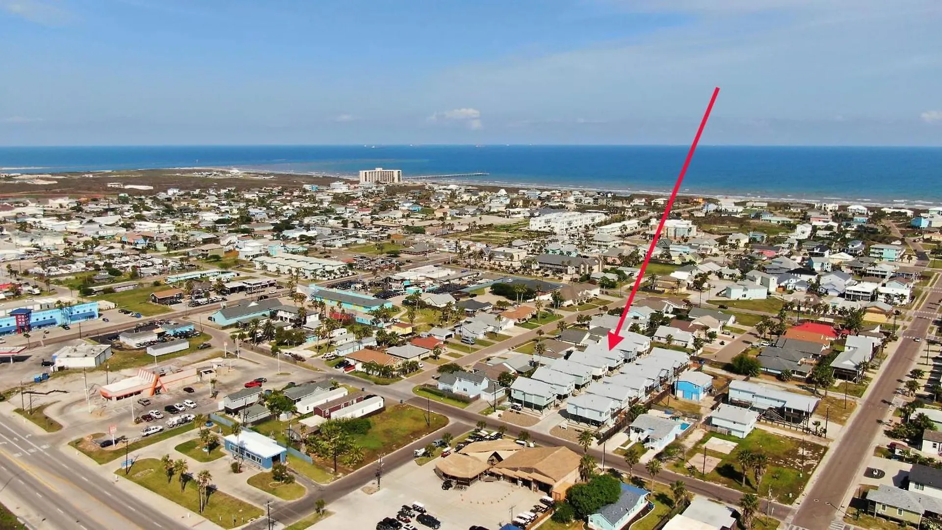 Luxury 4br Retreat W Pool Walk To Dining Shops Shore Thang Holiday home Port Aransas