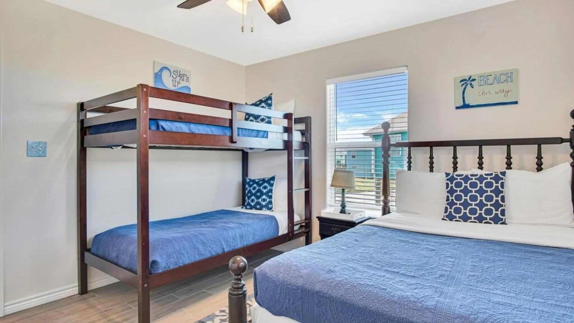 Purple Parrot By Avantstay Heated Pool Access Port A Location Holiday home Port Aransas